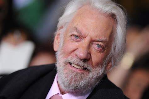 where does donald sutherland live.
